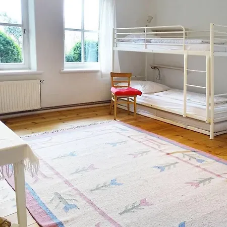 Apartamento Gaestehof Brockum, Altes Bauernhaus, Grosser Garten *