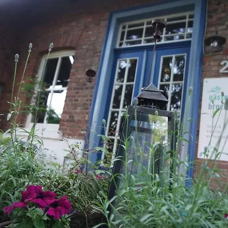 Gaestehof Brockum, Altes Bauernhaus, Grosser Garten Apartamento Brockum