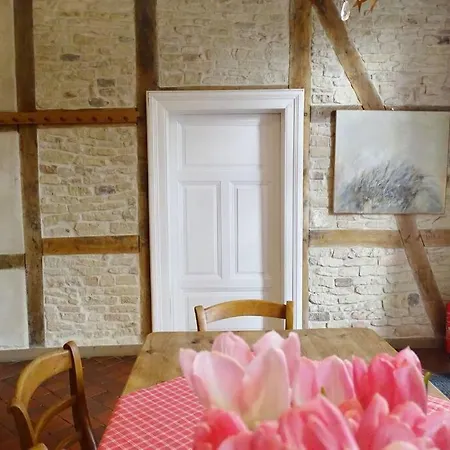 Apartamento Gaestehof Brockum, Altes Bauernhaus, Grosser Garten Brockum